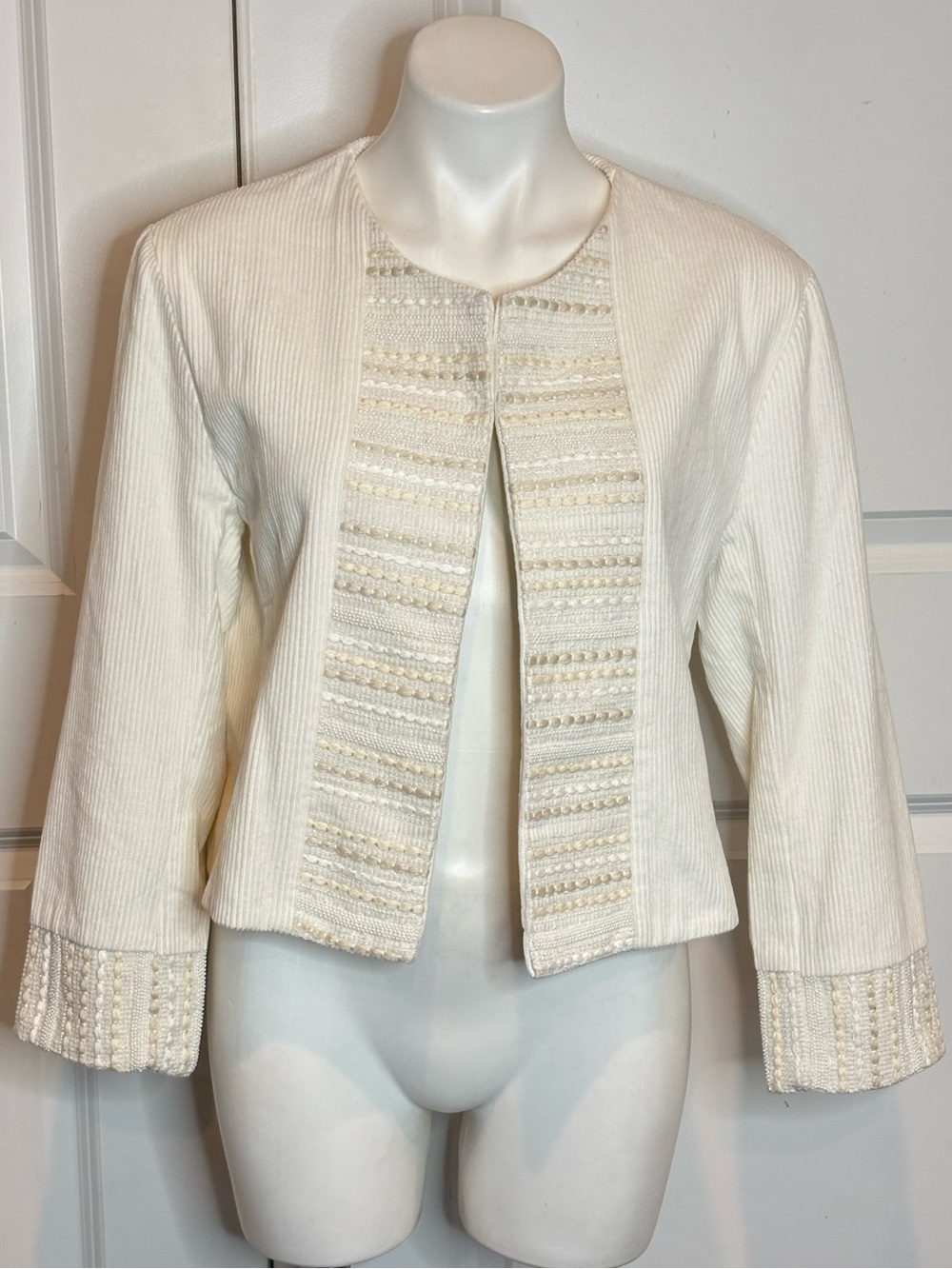 Julia Amory Diana Ivory Corduroy Woven Beaded Trim Open Front Jacket M